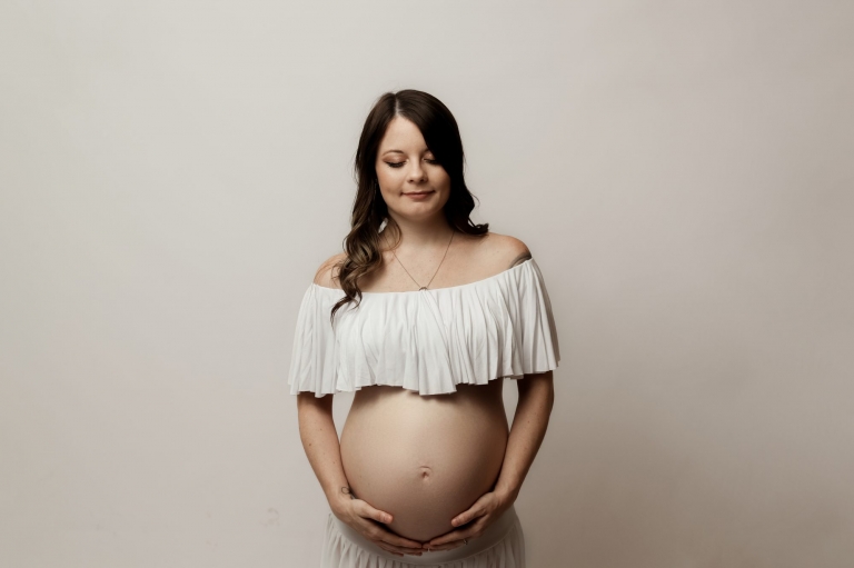 Maternity Photographers in Windsor Ontario
